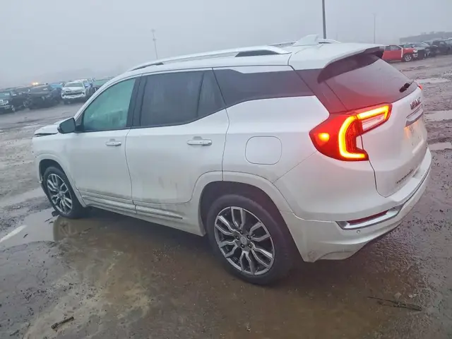 GMC TERRAIN AWD DENALI 2023