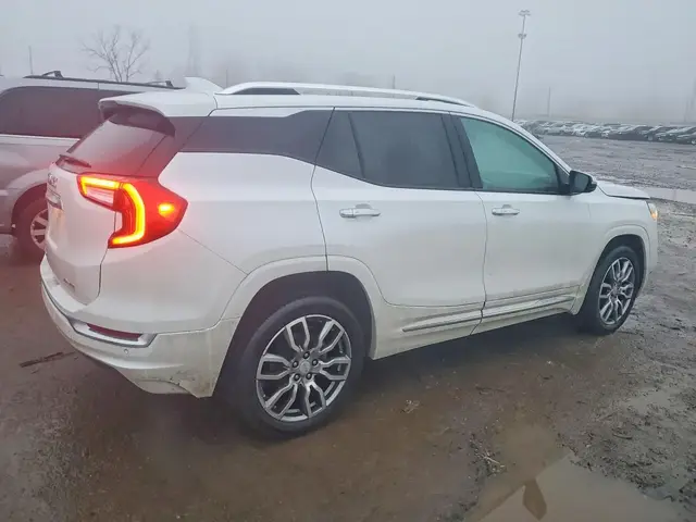 GMC TERRAIN AWD DENALI 2023