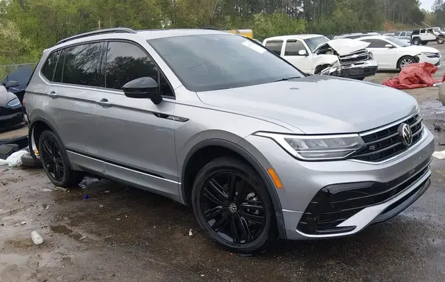 VOLKSWAGEN TIGUAN 2022