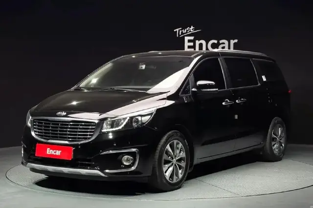 KIA CARNIVAL 2018