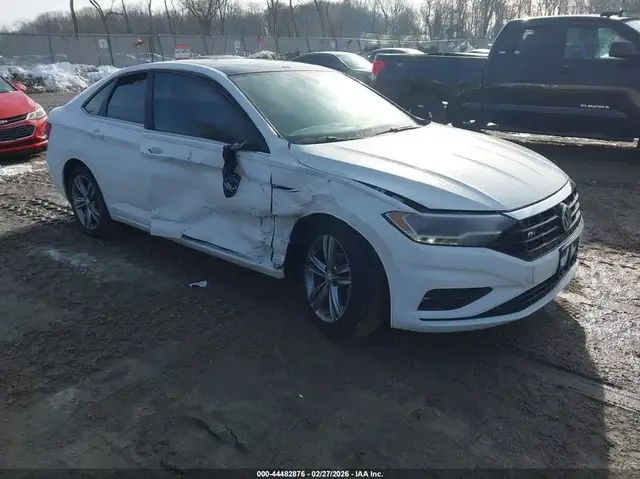 VOLKSWAGEN JETTA 2019