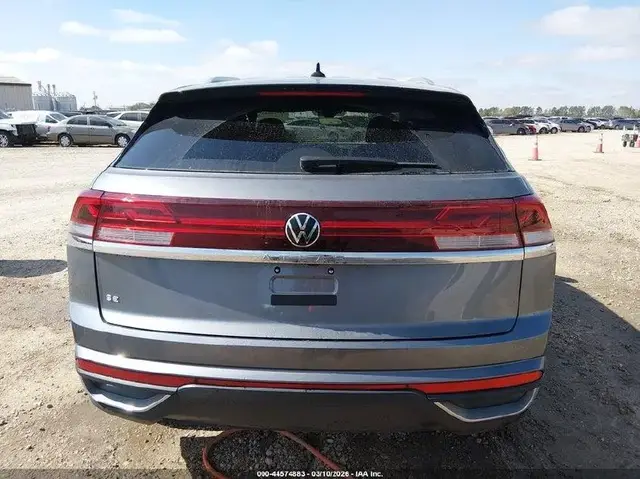 VOLKSWAGEN ATLAS CROSS SPORT 2 2025