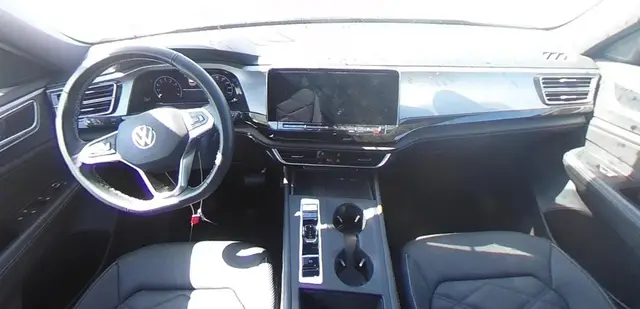 VOLKSWAGEN ATLAS CROSS SPORT 2 2025