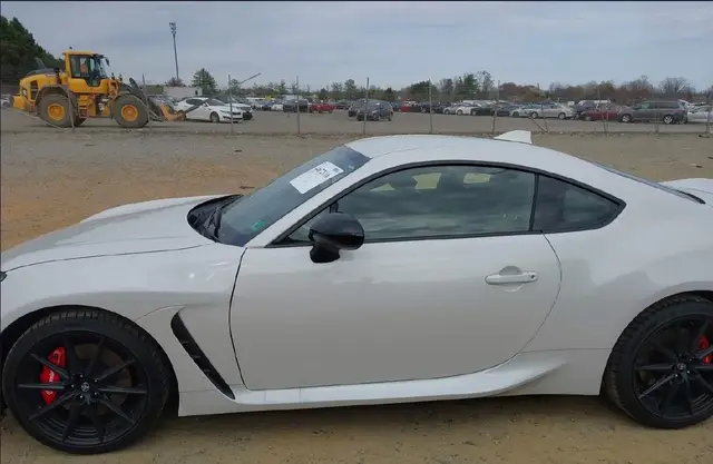 TOYOTA GR86 PREMIUM 2025
