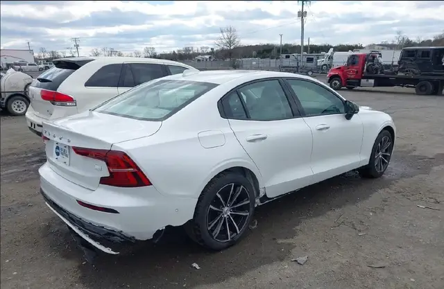 VOLVO S60 RECHARGE PLUG-IN HYBRID 2024