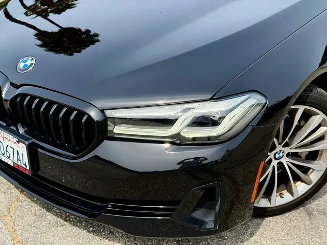 BMW 5 SERIES 2022