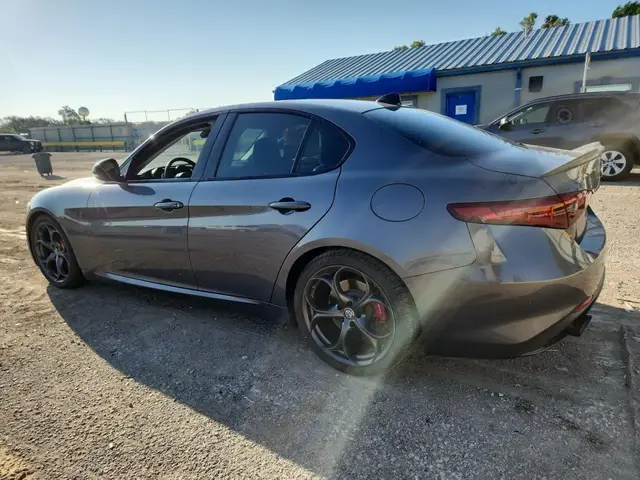 ALFA ROMEO GIULIA 2017