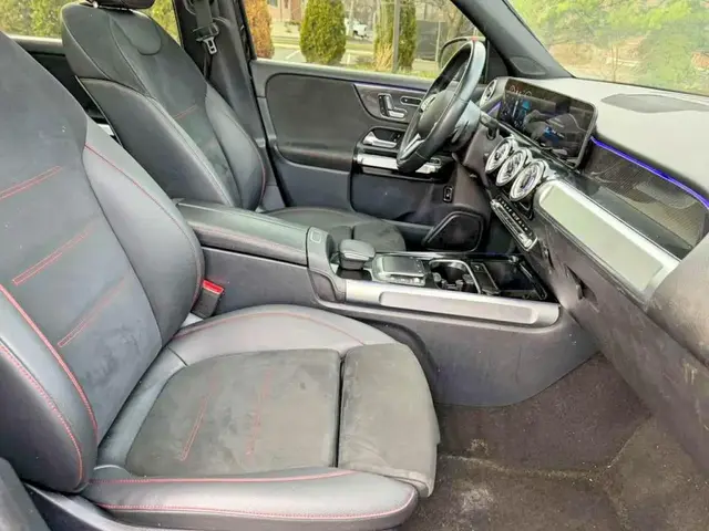 MERCEDES-BENZ GLB-CLASS 2022