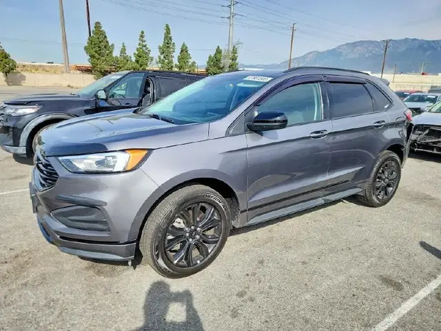 FORD EDGE SE 2022