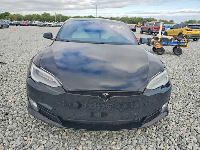 TESLA MODEL S 2020