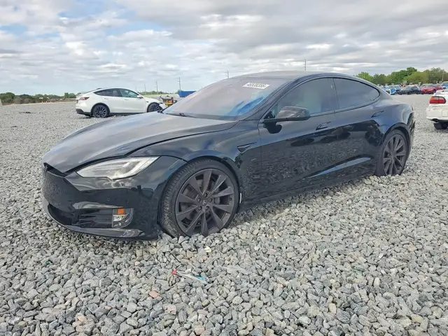 TESLA MODEL S 2020