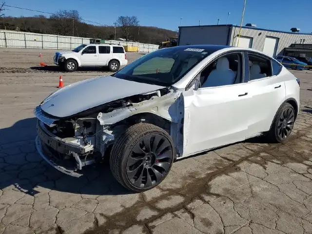 TESLA MODEL Y DUAL MOTOR 2022