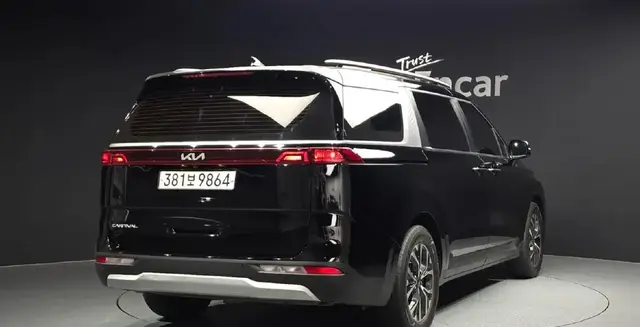 KIA CARNIVAL PRESTIGE 2021