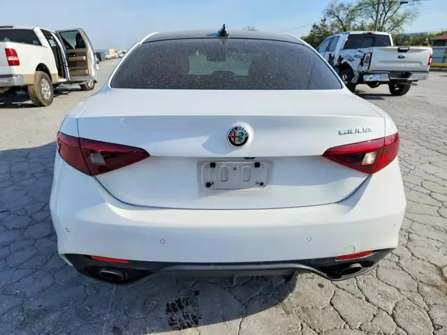 ALFA ROMEO GIULIA 2018