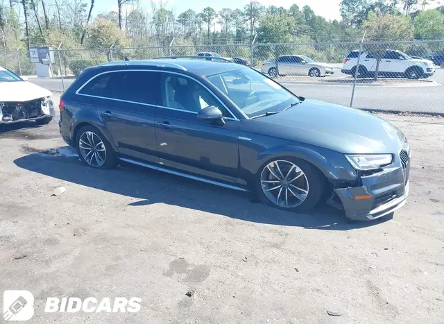AUDI A4 PREMIUM 2017