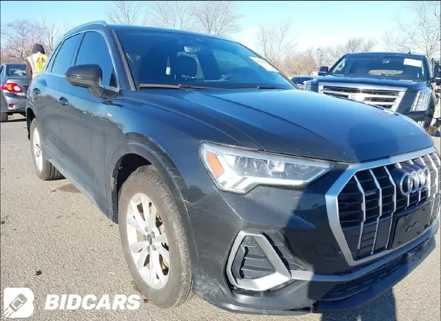 AUDI Q3 PREMIUM 2023
