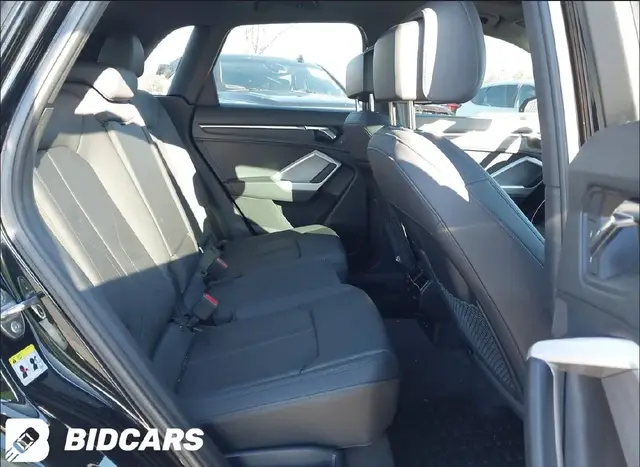 AUDI Q3 PREMIUM 2023