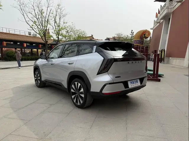 GEELY BOYUE L 2025