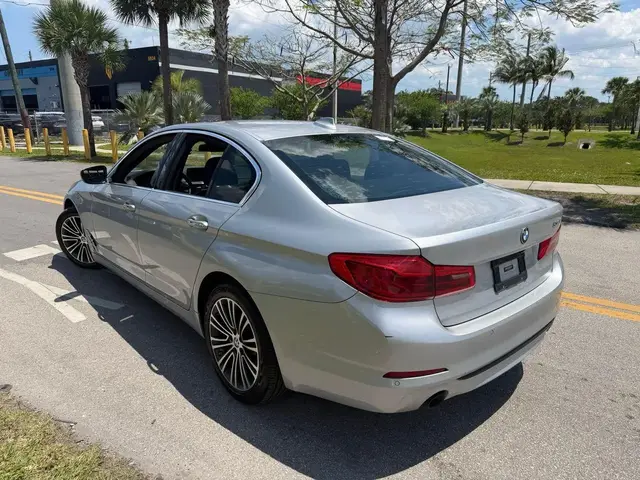 BMW 5 SERIES SEDAN 530I 2018