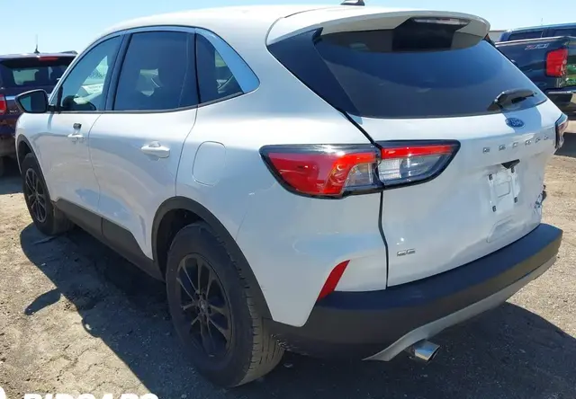 FORD ESCAPE SE 2022