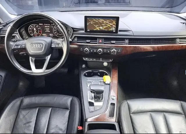 AUDI A4 B9 2017