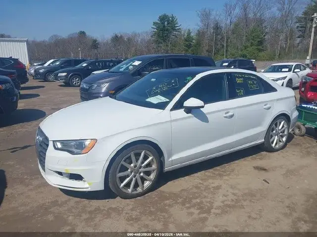 AUDI A3 PREMIUM 2015