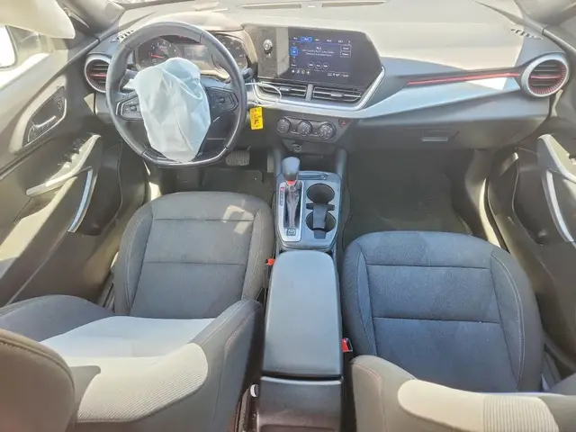 CHEVROLET TRAX 2024