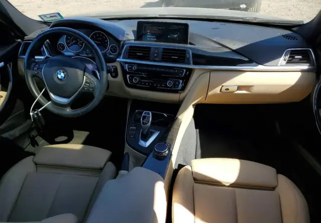 BMW 330 XI 2017