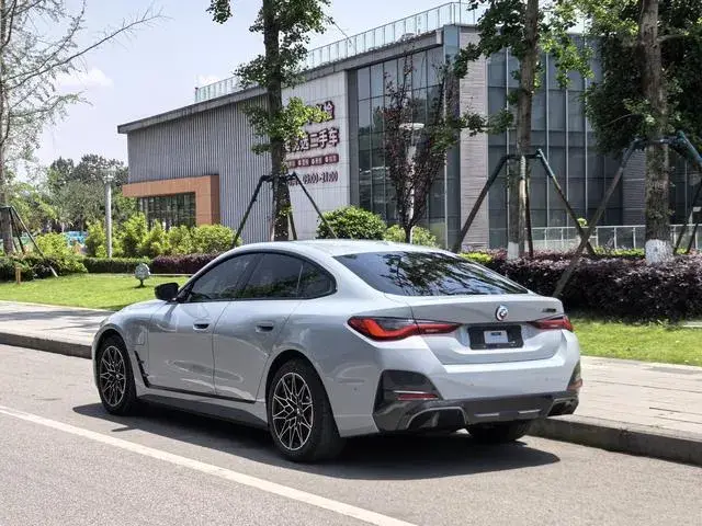 BMW I4 2023