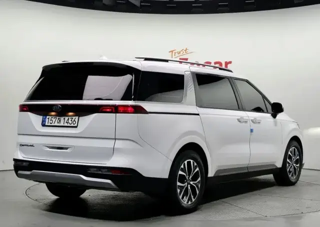 KIA CARNIVAL PRESTIGE 2021