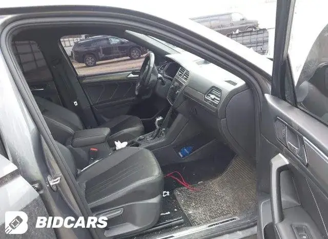 VOLKSWAGEN TIGUAN SE 2022
