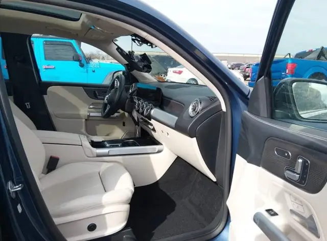 MERCEDES-BENZ GLB-CLASS 2022