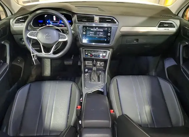 VOLKSWAGEN TIGUAN SE 2022