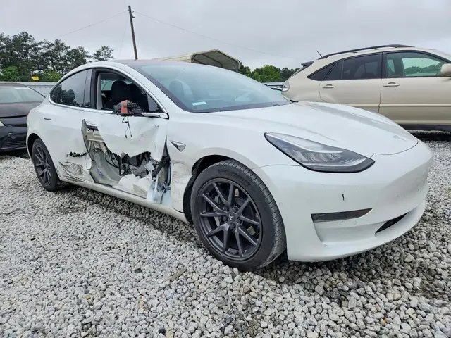 TESLA MODEL 3 2018