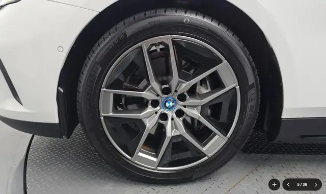 BMW I5 2024