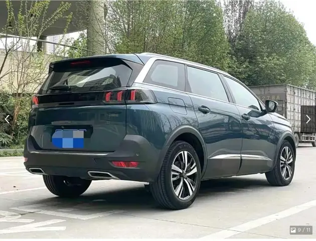 PEUGEOT 5008 2023
