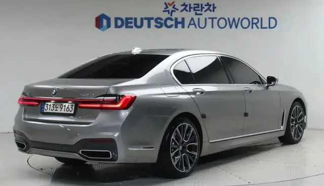 BMW 7 SERIES 2021