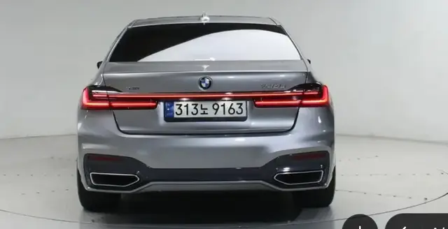 BMW 7 SERIES 2021