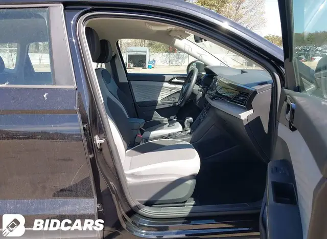 VOLKSWAGEN TAOS 1.5T S 2024