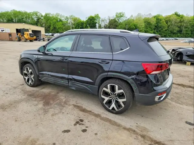 VOLKSWAGEN TAOS SEL 2022