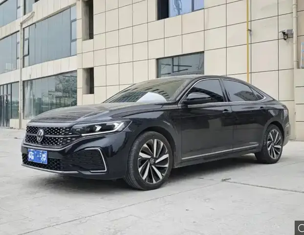 VOLKSWAGEN PASSAT B8 2022