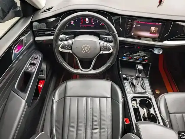 VOLKSWAGEN PASSAT B8 2022