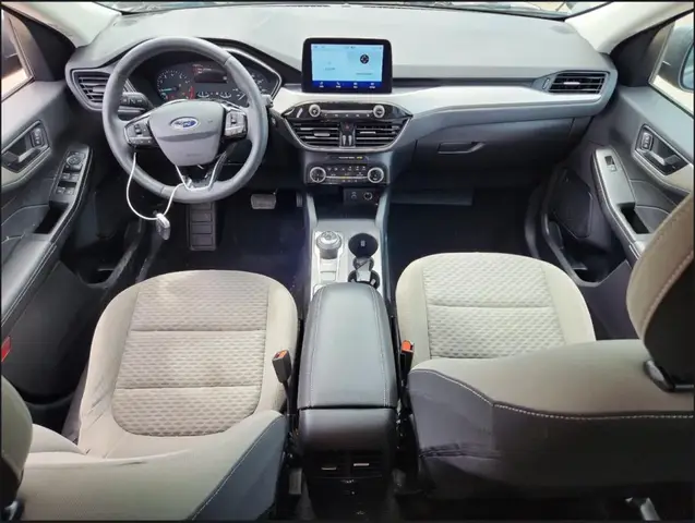 FORD ESCAPE SE 2022