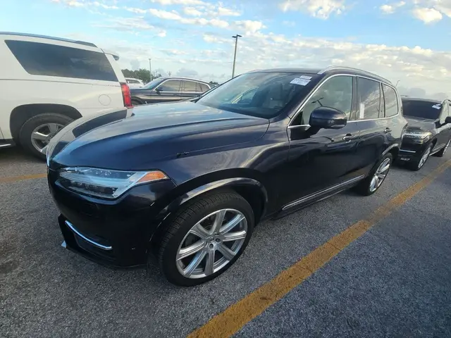 VOLVO XC90 T6 INSCRIPTION 7-PASSENGER 2017