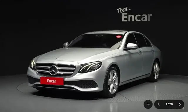 MERCEDES-BENZ W213 E200 AVANTGARDE 2017