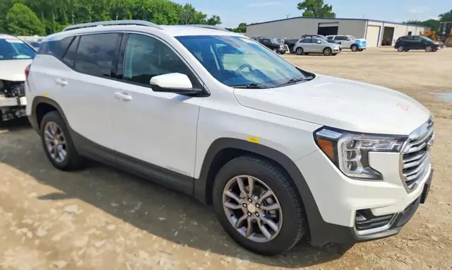 GMC TERRAIN SLT 2024