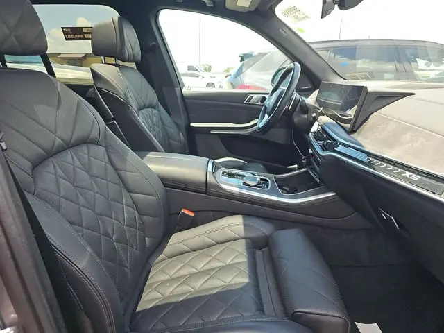 BMW X5 SPORTS ACTIVITY VEHICLE 2024