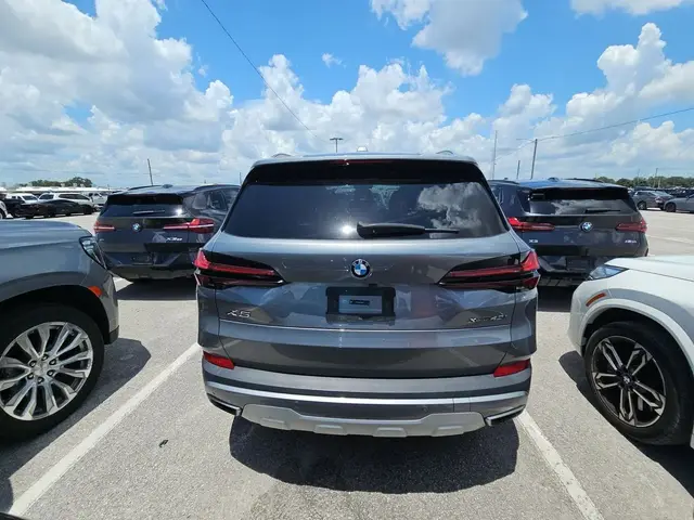 BMW X5 SPORTS ACTIVITY VEHICLE 2024