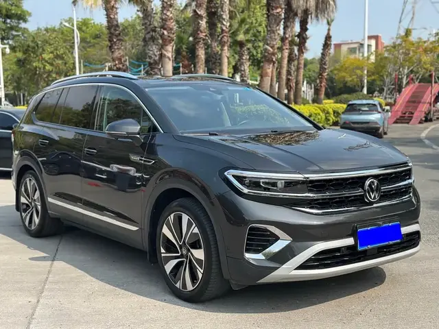 VOLKSWAGEN TALAGON LUXURY 2023