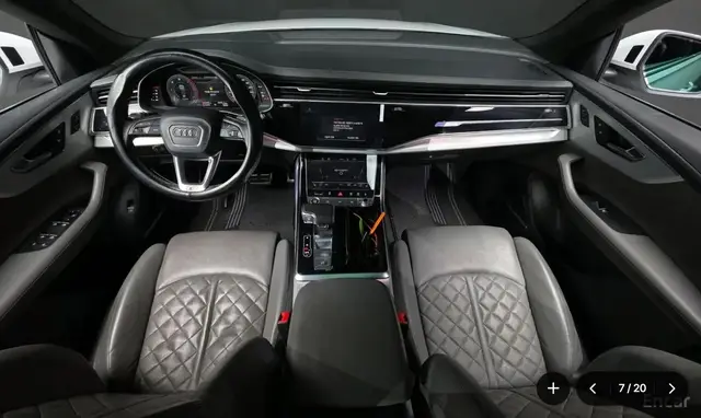 AUDI Q8 2022